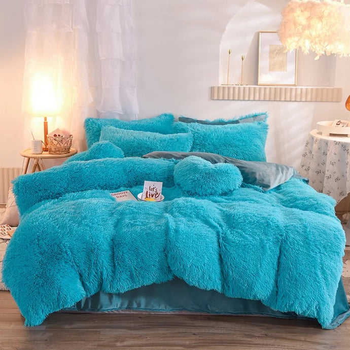 5 Piece Plush Bedding- Baby Blue