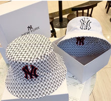 Load image into Gallery viewer, NY REVERSIBLE BUCKET HAT
